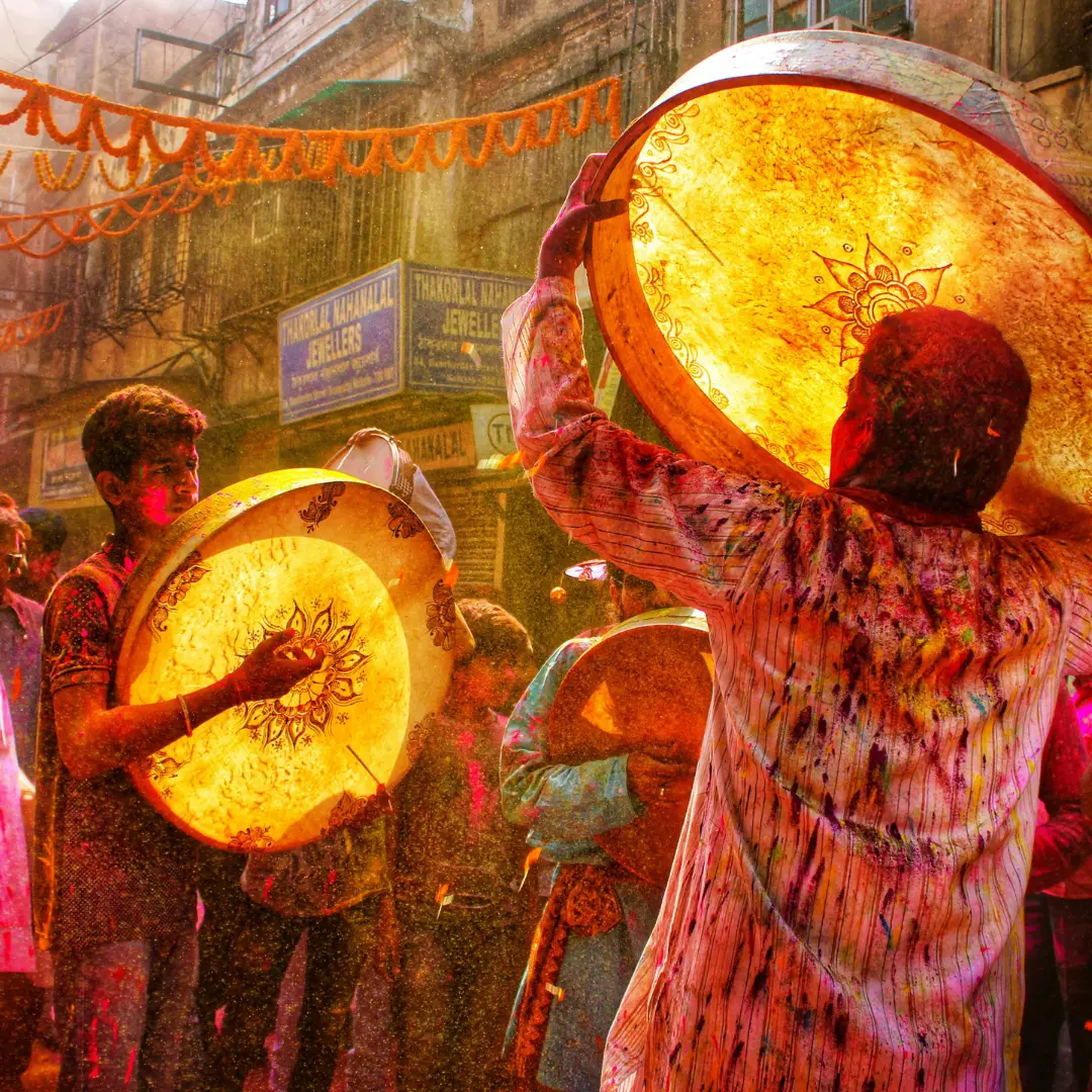 Varanasi Ayodhya Chitrakoot Ram Navami Holi festival March spring India tour